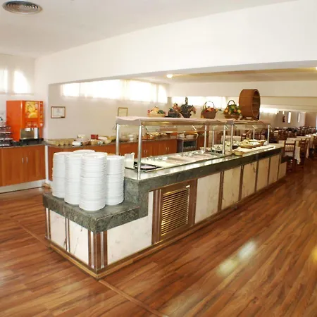 Hotel Kristal 3*