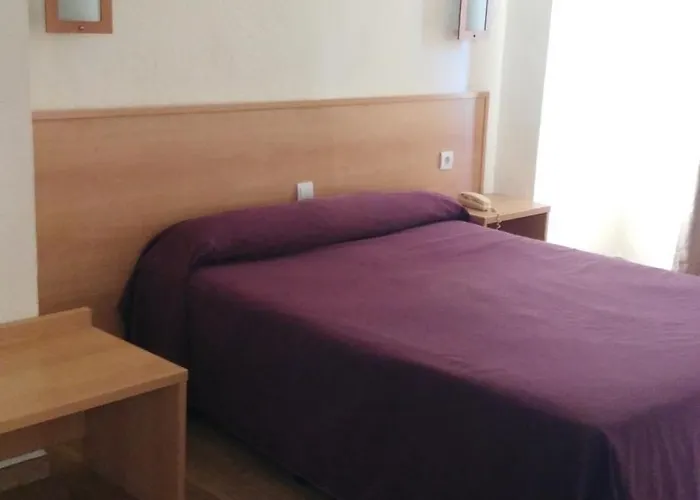 Kristal Hotel