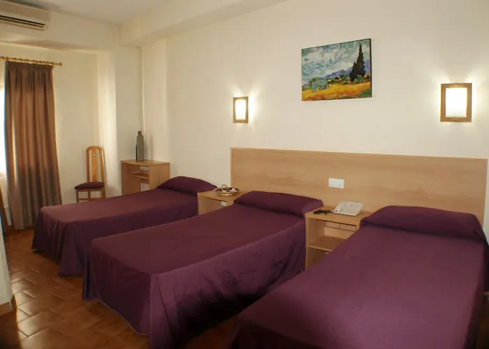 Kristal Hotel 3*