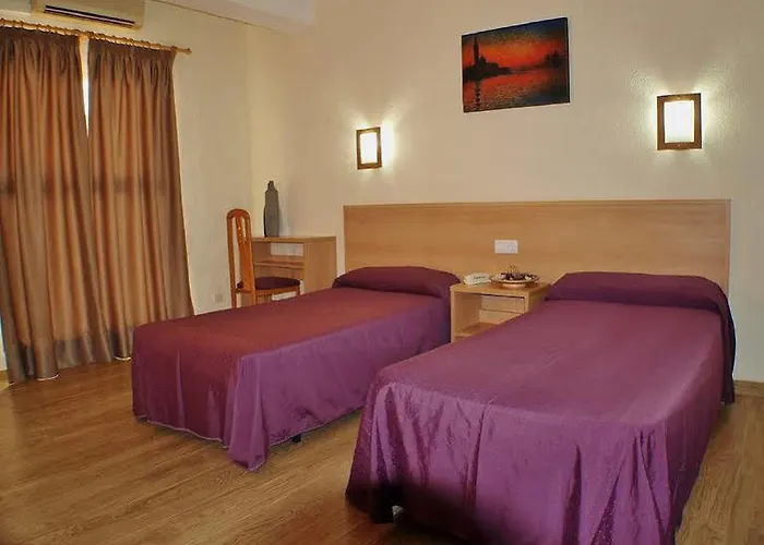 Kristal Hotel 3*