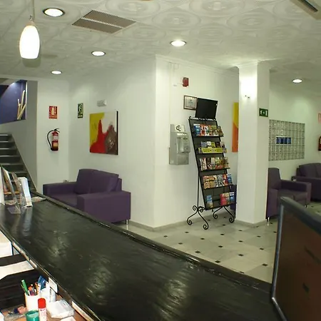 Kristal 3* Торремолинос