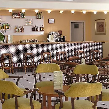 Kristal 3* Торремолинос
