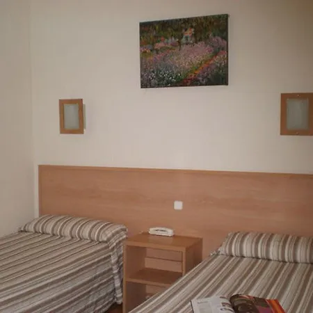 Kristal Hotell 3*